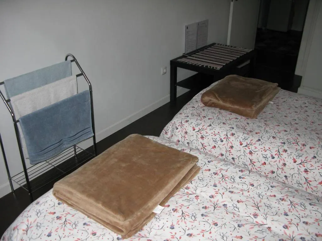 Anthony'S Place Almada