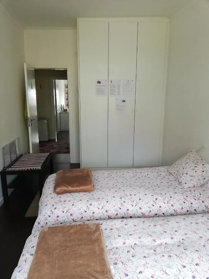 Anthony'S Place Almada Homestay