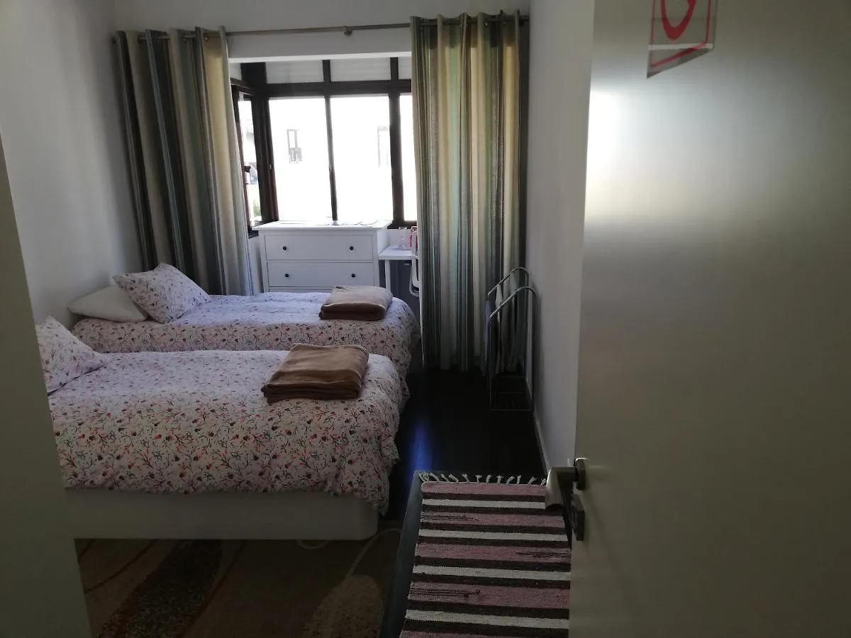 Privatunterkunft Anthony'S Place Almada