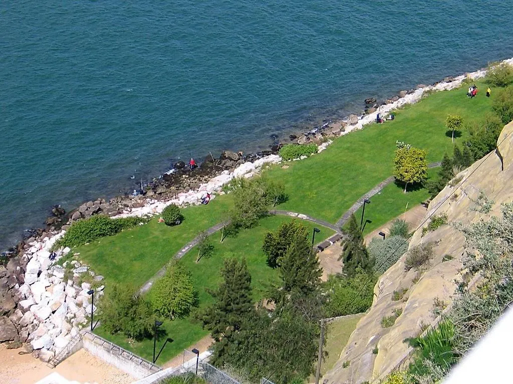 Homestay Anthony'S Place Almada